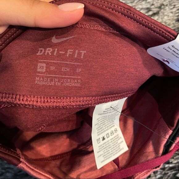 NWT Nike One Running Tights Mid-Rise Training Berry - Picture 6 of 6
